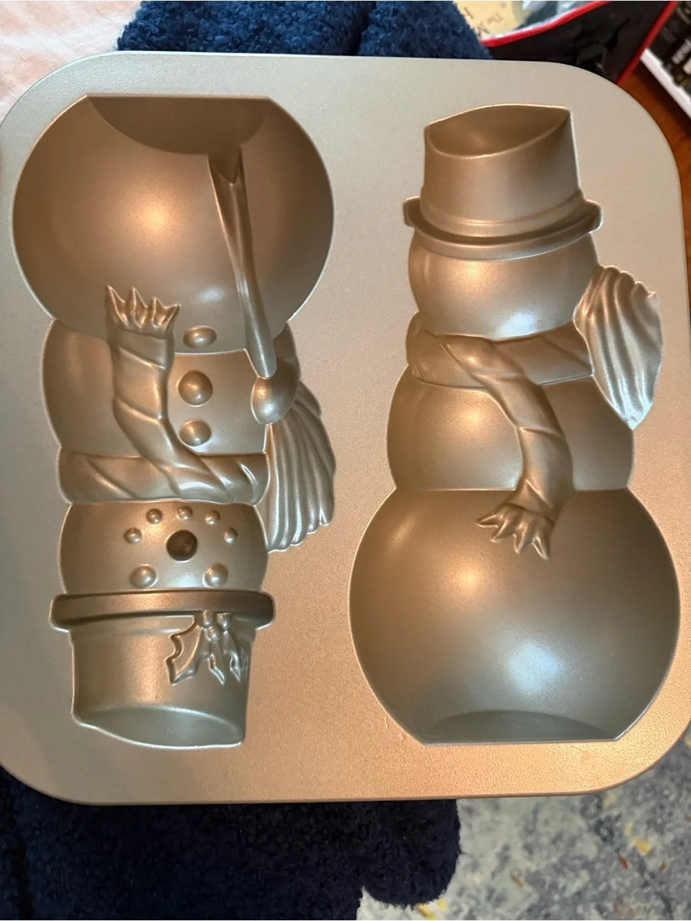 Williams Sonoma by Nordic Ware Snowman Cake Pan Mold New
